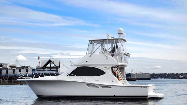 Tiara Yachts 3900 Convertible 