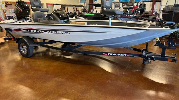 Tracker Pro Team 175 TF