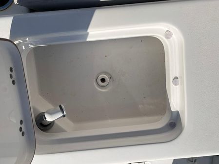 Sea Pro 259 Center Console image