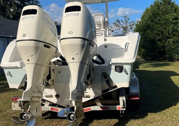 Sea Pro 259 Center Console image