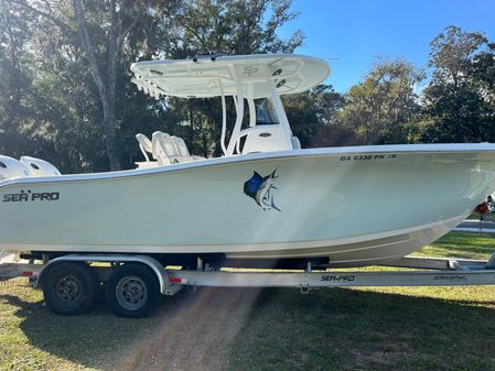 Sea Pro 259 Center Console image