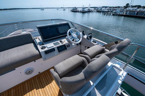 Azimut S7 image