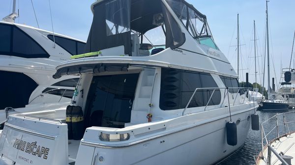 Carver 450 Voyager Pilothouse 