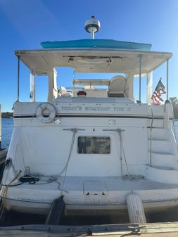 Sea Ray 370 Aft Cabin image