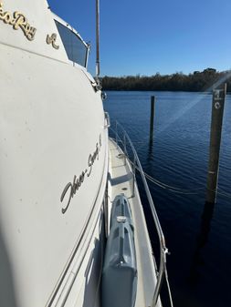 Sea Ray 370 Aft Cabin image