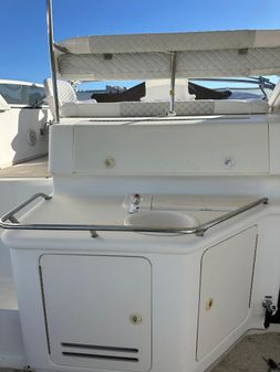 Sea Ray 370 Aft Cabin image