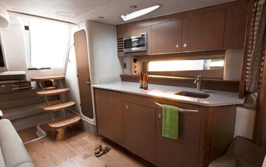 Sea Ray 370 Sundancer image