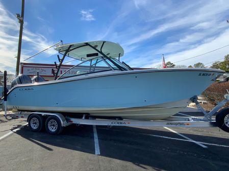 Cobia 280 DC image
