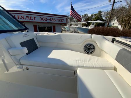 Cobia 280 DC image