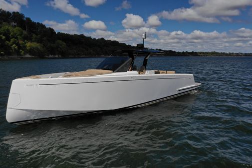 Pardo Yachts P43 image