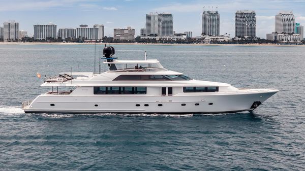 Westport Motor Yacht 