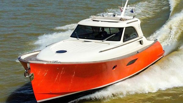 Mochi Craft 44 Dolphin
