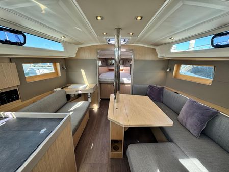 Beneteau Oceanis 41.1 image