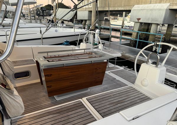 Beneteau Oceanis 41.1 image