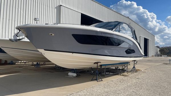 Sea Ray Sundancer 370 OB 