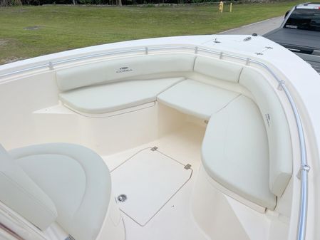 Cobia 237-CENTER-CONSOLE image