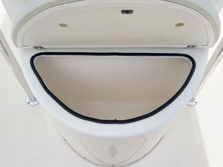 Cobia 237-CENTER-CONSOLE image