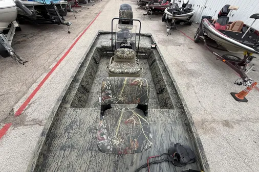 Tracker Grizzly 1860 MVX CC image