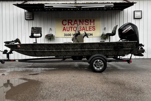 Tracker Grizzly 1860 MVX CC image