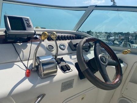 Sea Ray 310 Sundancer image