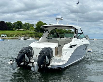 Sea Ray 320 Sundancer image