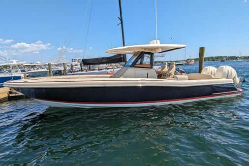 Chris-Craft Catalina 34 image