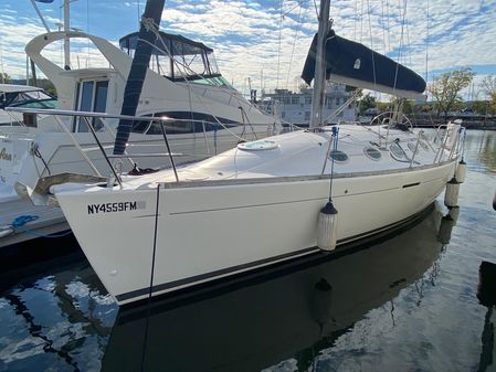 1994 Beneteau First 35s7 West Haverstraw, New York - Great Hudson Sailing