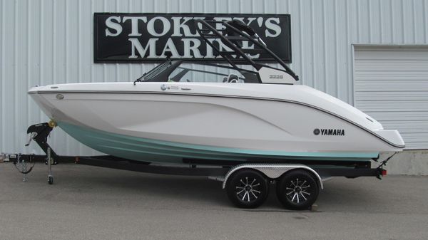 Yamaha Boats 222S 