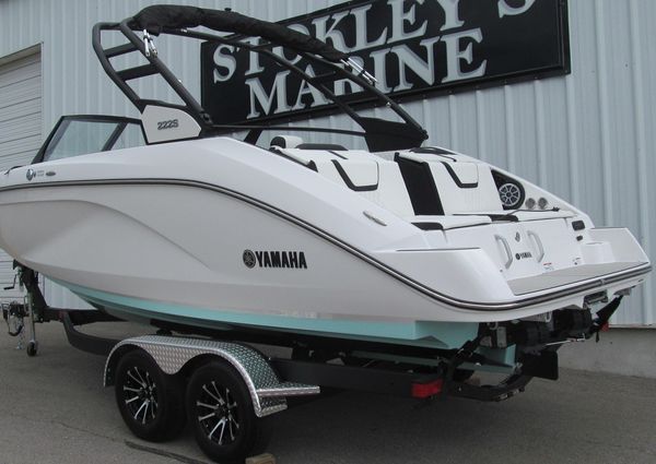 Yamaha-boats 222S image