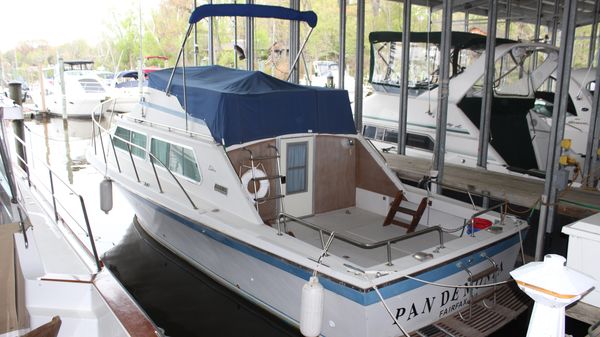 Luhrs Super 320