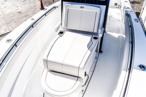 Sea-hunt GAMEFISH-30-FORWARD-SEATING image