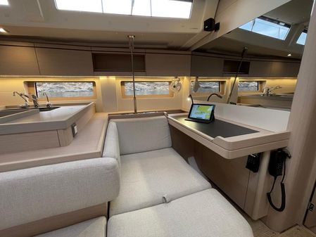 Beneteau Oceanis 51.1 image