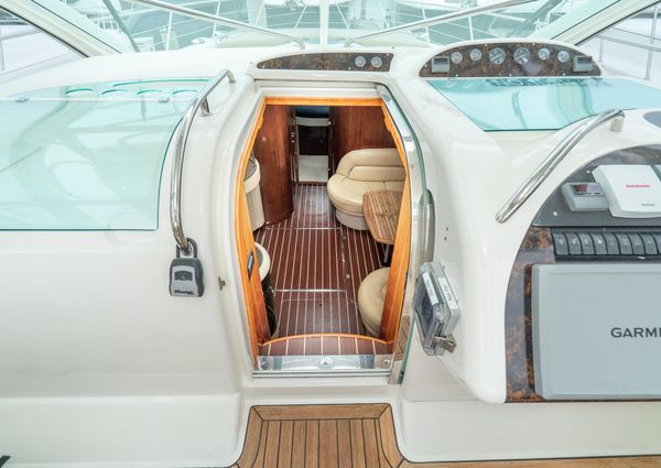 Fairline 48 Targa image