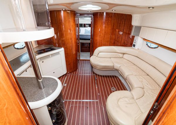 Fairline 48 Targa image