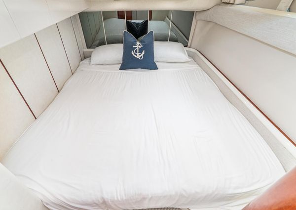 Fairline 48 Targa image