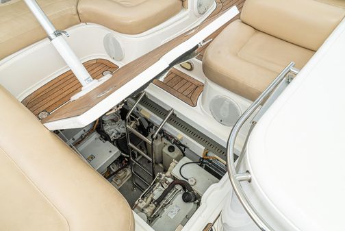 Fairline 48 Targa image