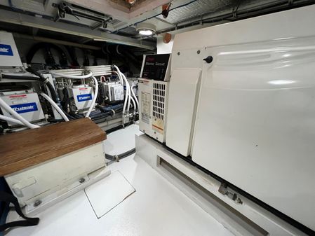 Hatteras 75 Sport Deck Motor Yacht image