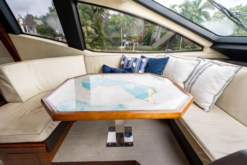 Azimut Flybridge image
