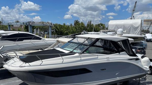 Sea Ray SUNDANCER 320DA-OB