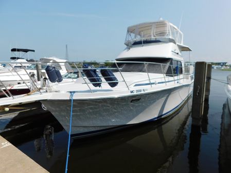 Chris-Craft 426 Catalina image