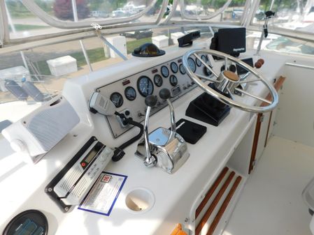 Chris-Craft 426 Catalina image