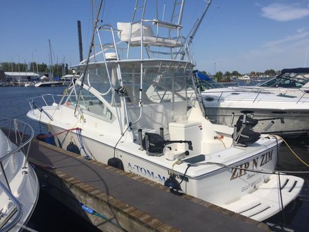 Luhrs 28 Open image