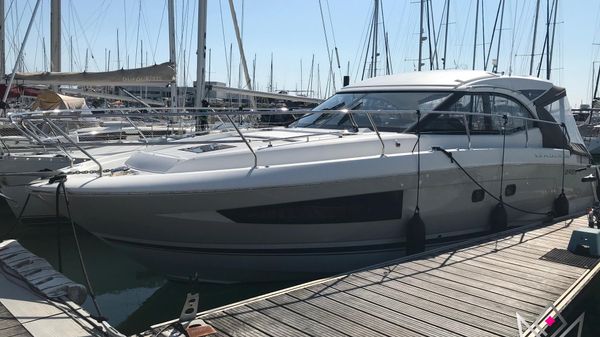 Jeanneau Leader 36 