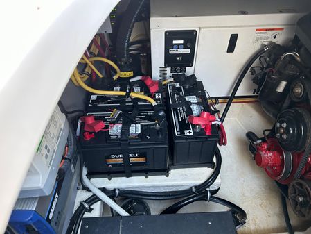Monterey 320 Sport Yacht image
