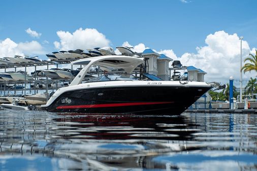 Sea Ray 310SLX OB image