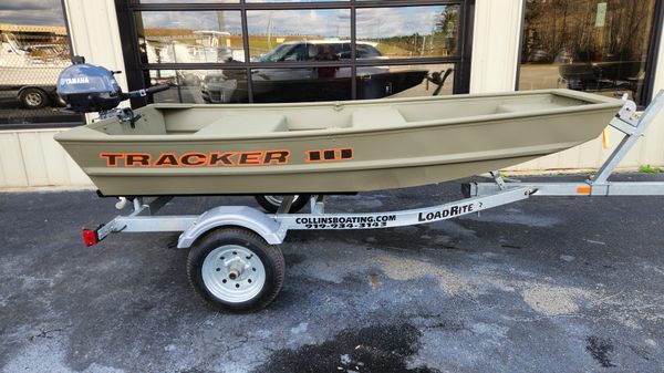 Tracker Grizzly 1036 Utility 