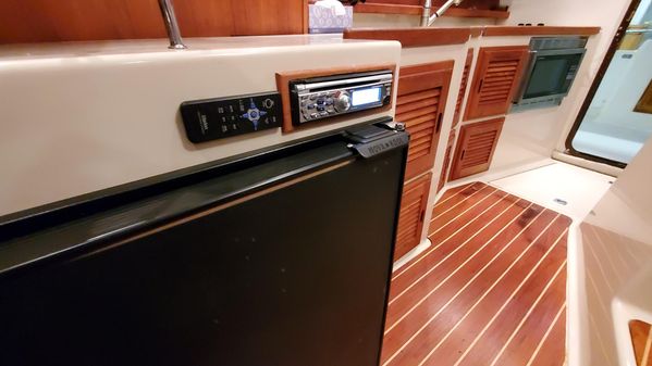 Ranger Tugs R29 image