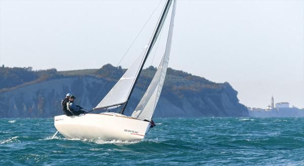 Beneteau FIRST-18-SE image