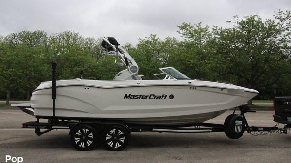 MasterCraft X22 