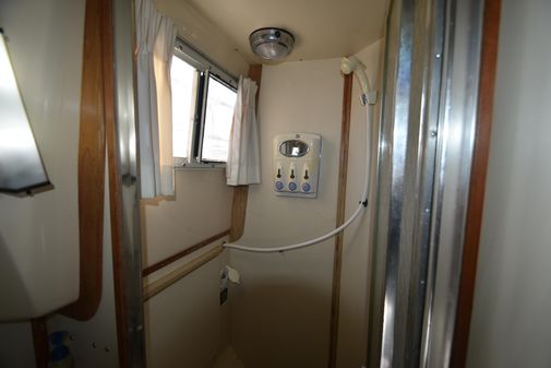 Sabreline 36 AFT CABIN image